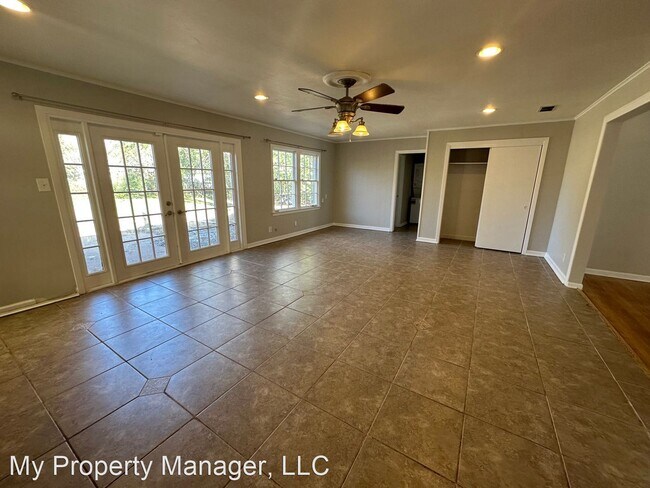 Foto del edificio - 3 br, 2 bath House - 176 Charles Street