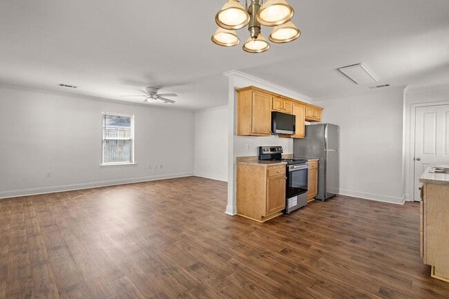 Foto del edificio - 415 W 33rd Ave
