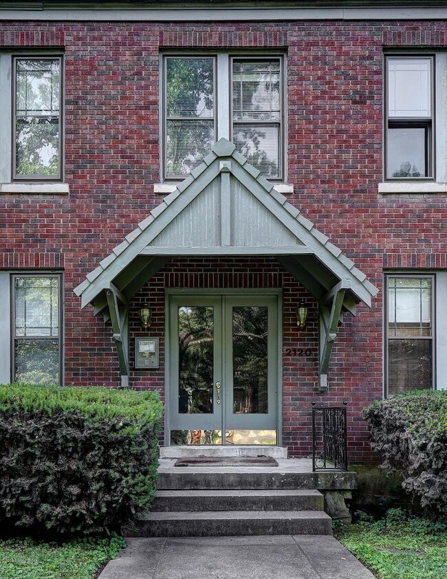 Foto del edificio - 2120 Douglass Blvd