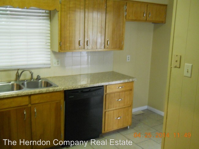 Building Photo - 1214 Linda Dr
