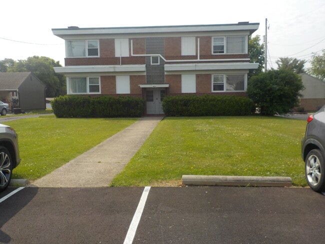 Welcome to 4832 E Trindle Rd - 4832 E Trindle Rd