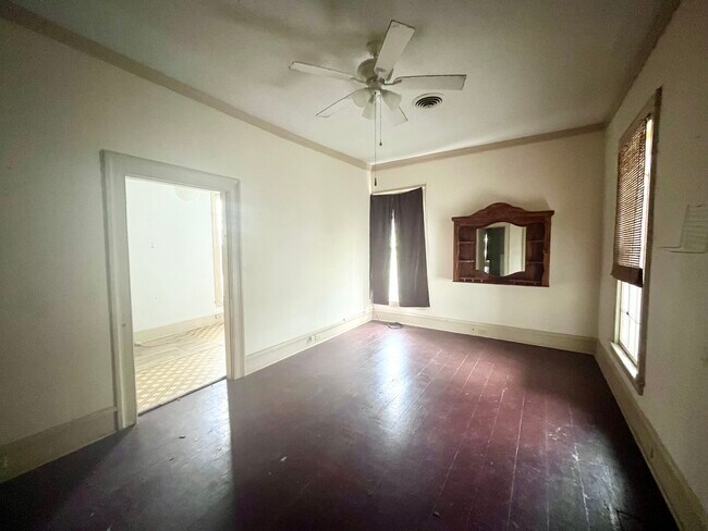 Foto del edificio - 820 7th Ave N