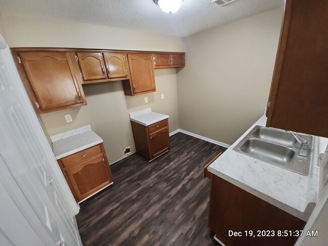 Photo - 5819 Grassy Valley Drive House