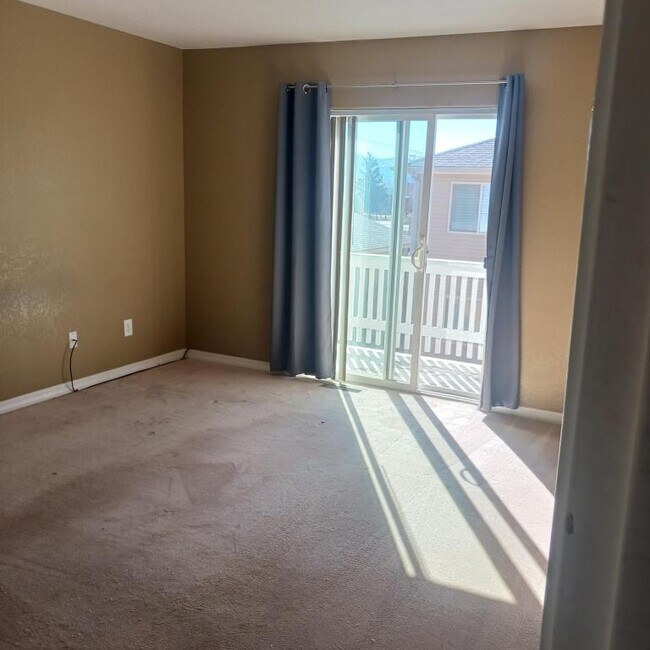 Foto del edificio - 2316 Lake Helena Dr