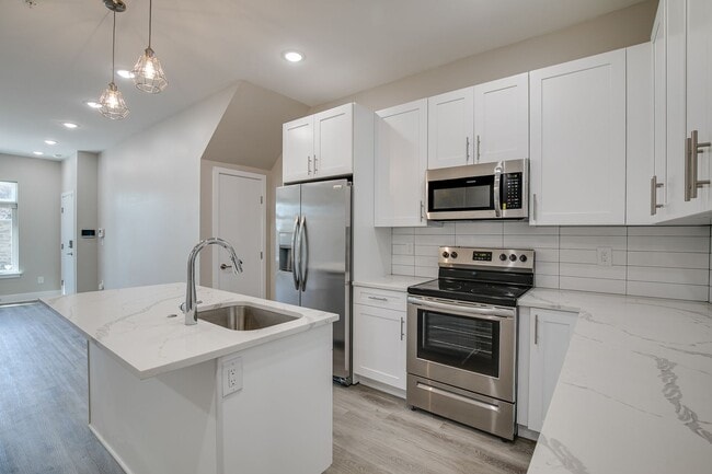 Photo - 2017 N College Ave Apartment