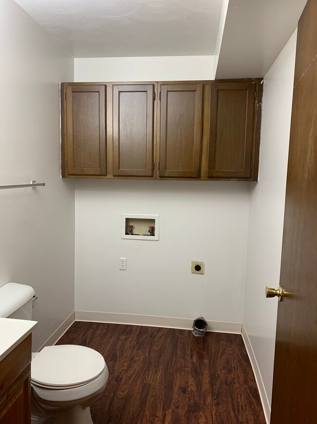 Building Photo - 3401 W Richwoods Blvd