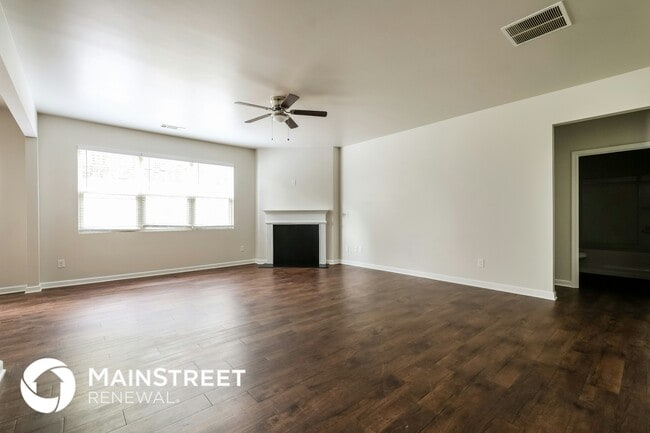 Foto del edificio - 207 Hollyhock Ln