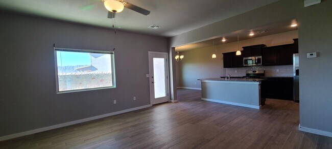 Building Photo - 12065 Mesquite River Dr