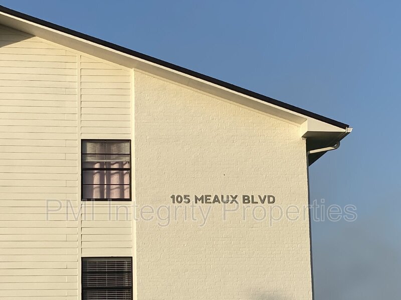 105 Meaux Blvd Unit 10, Lafayette, LA 70506 Condo for Rent in