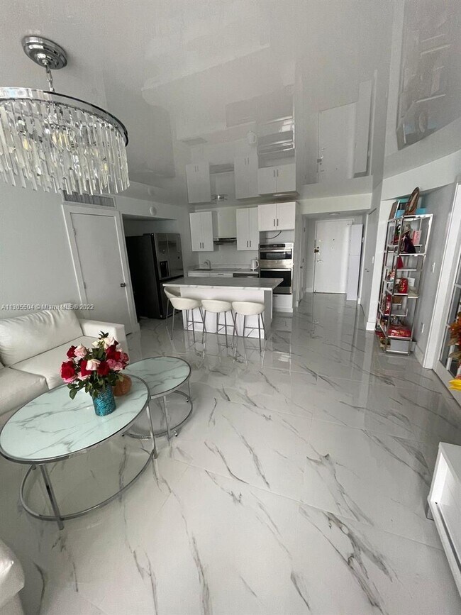Building Photo - 2751 S Ocean Dr