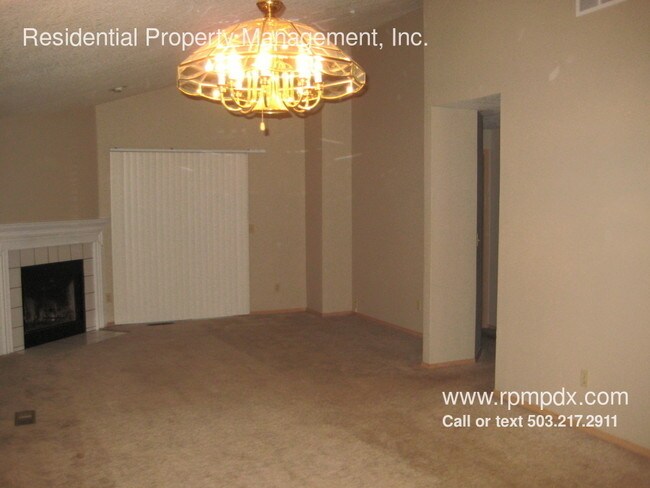 Building Photo - 14301 SW Fanno Creek Ct