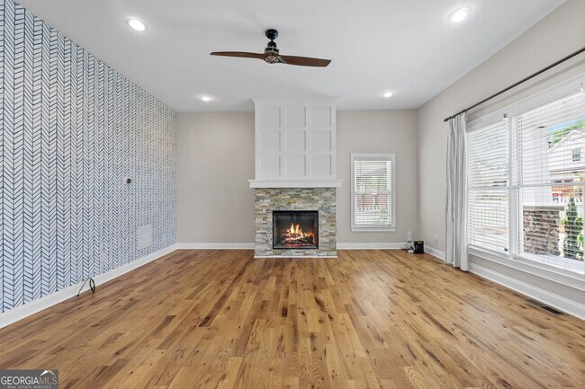 Foto del edificio - 3358 Colville Ave