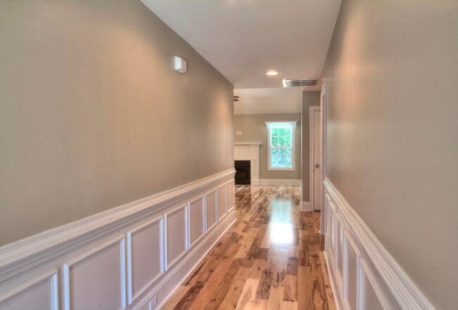 Building Photo - 3005 Daufaskie Rd