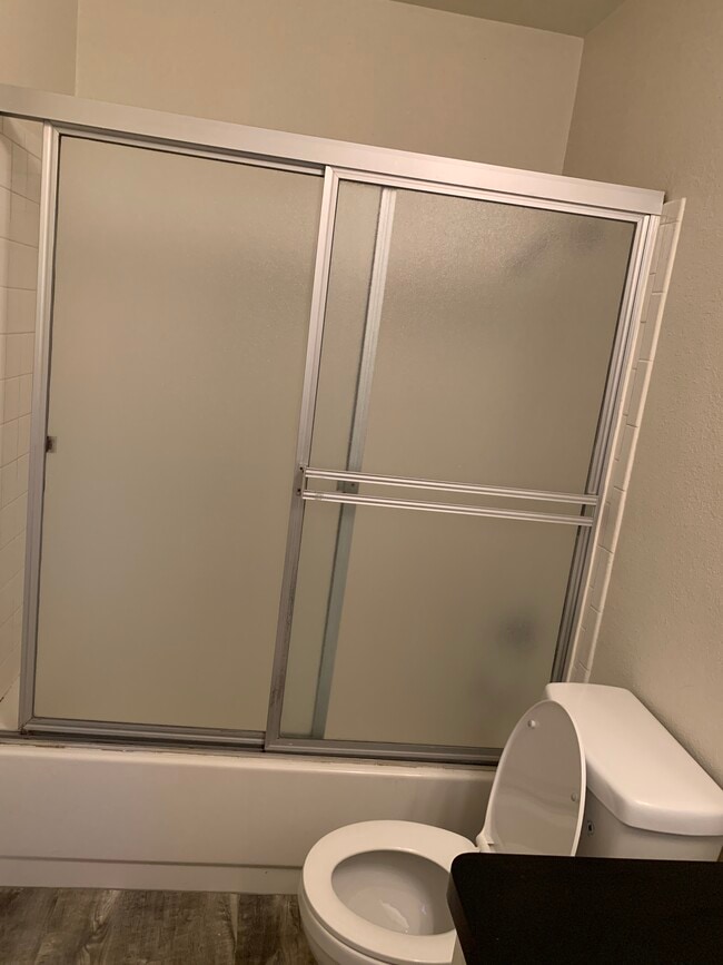 Foto del edificio - 14424 Wycliff Way