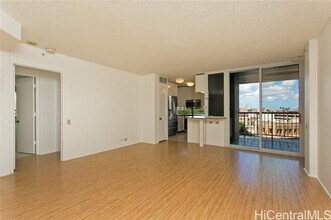 Building Photo - 1212 Nuuanu Ave