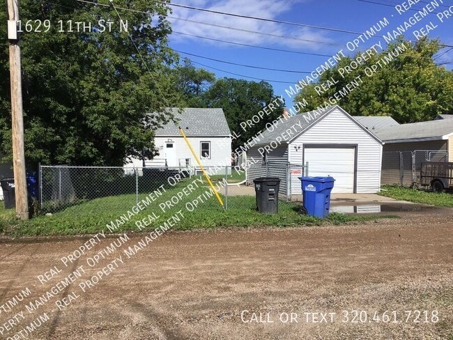Building Photo - 1629 11th St N