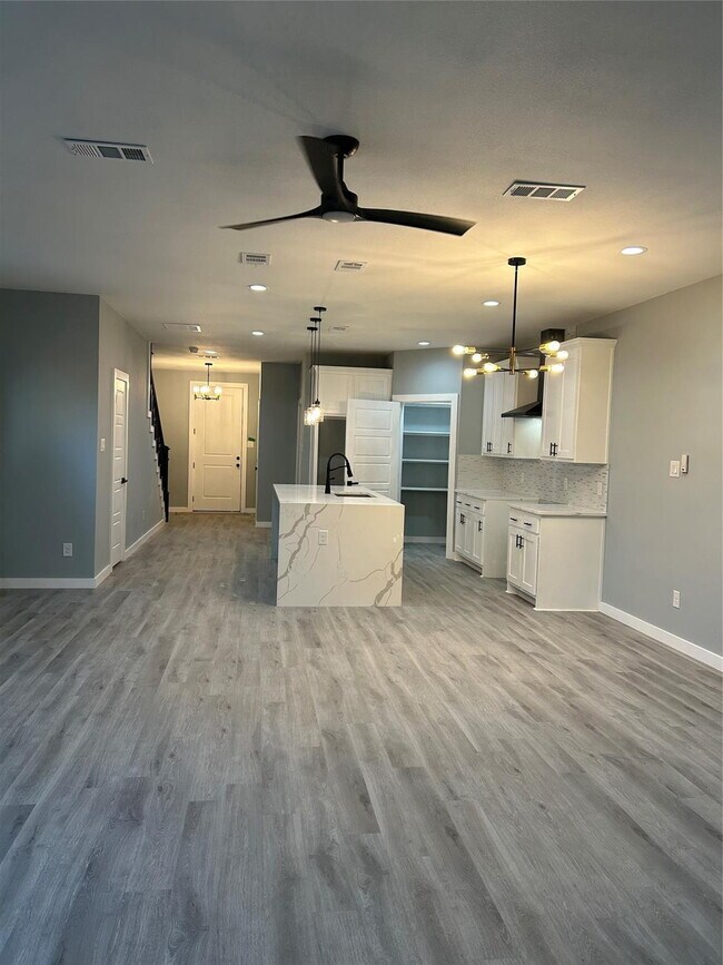 Foto del edificio - Newer duplex in Dallas