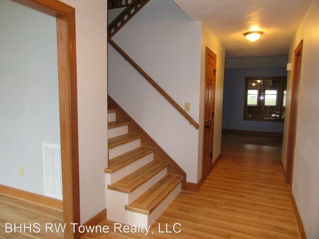 Foto del edificio - 5 br, 4 bath House - 1102 Club Pines Court