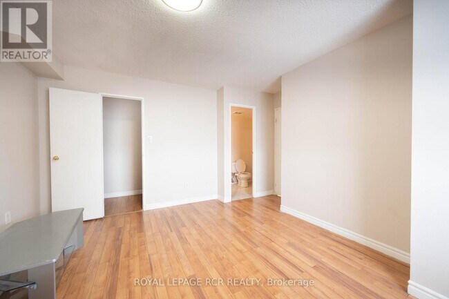 Building Photo - 236 Albion Rd