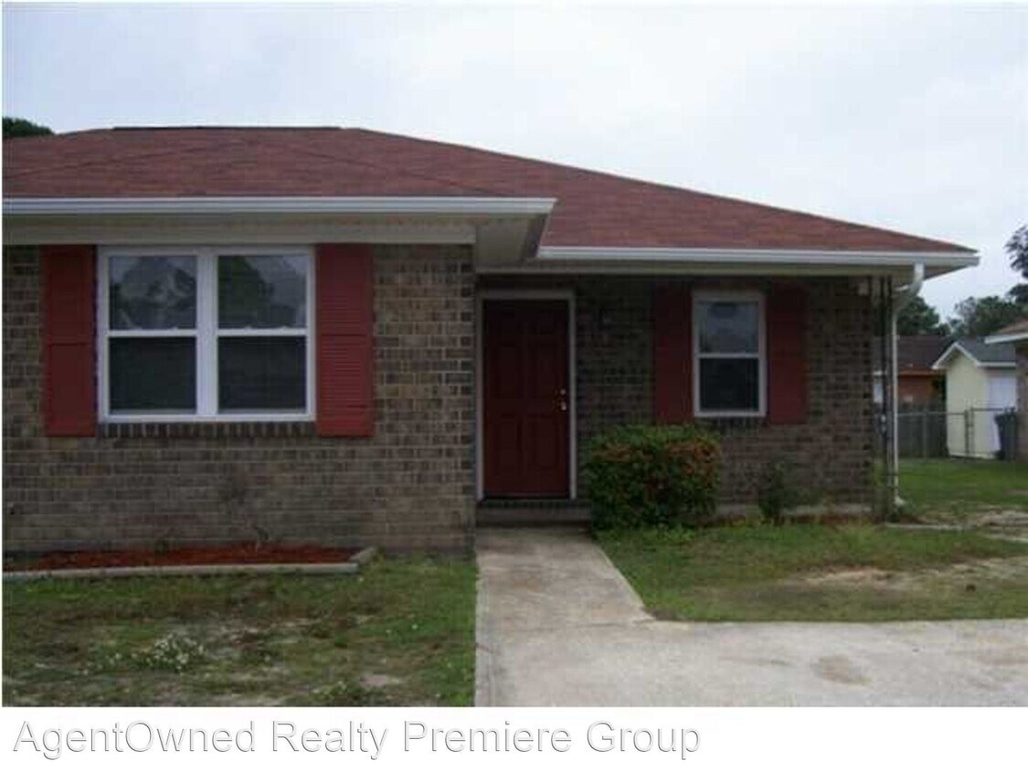 Foto principal - 2 br, 1.5 bath House - 7761 Corley Dr
