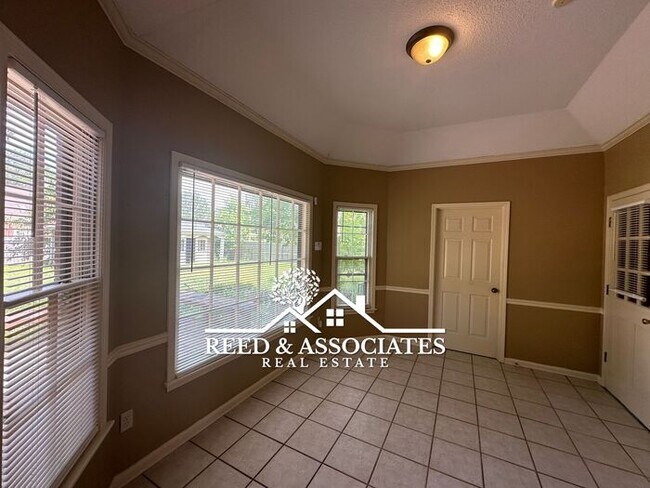 Foto del edificio - Spacious 4 Bedroom in GERMANTOWN!!