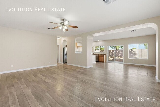 Foto del edificio - 3130 S 81st St