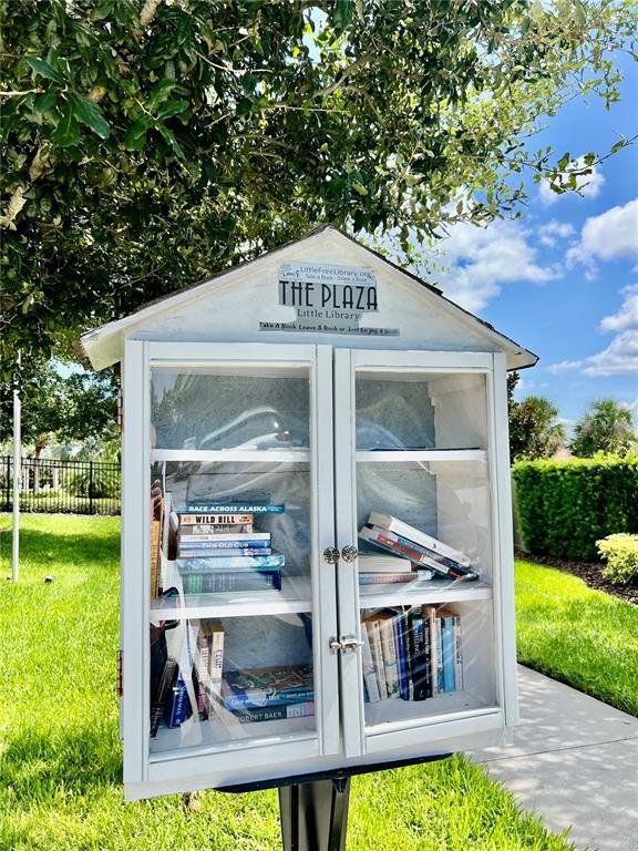 Building Photo - 1498 Bunker Dr