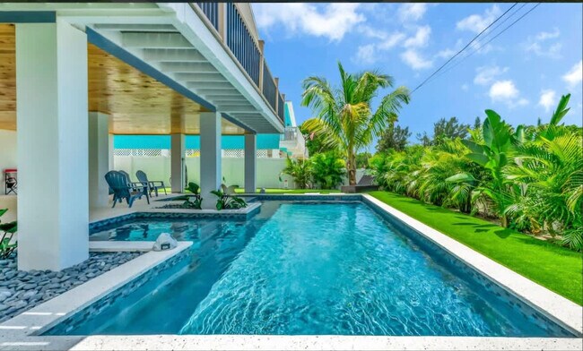 Building Photo - 2411 Avenue C