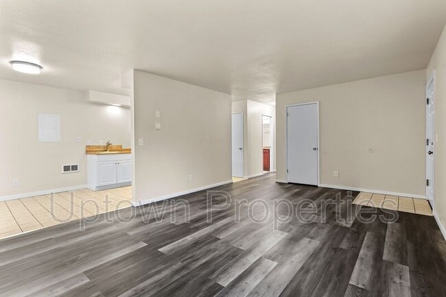 Foto del edificio - 17358 SW Merlo Rd