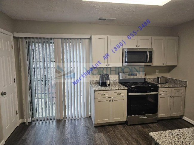 Building Photo - 4190 Wingfoot Ct