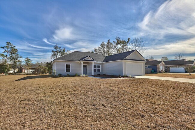 Building Photo - 43 Sarlan Garden Dr