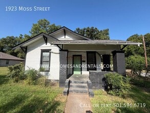 Building Photo - 1923 Moss St