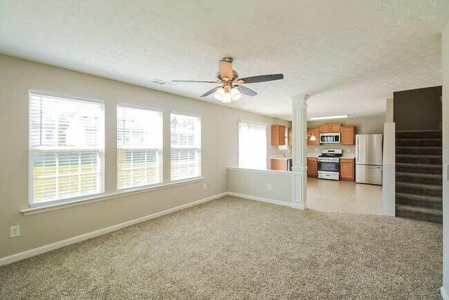 Foto del edificio - 4353 Grant Forest Cir