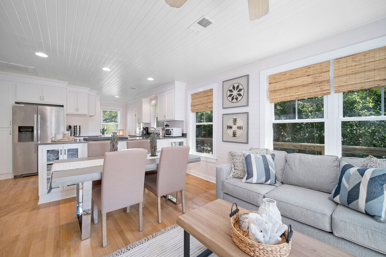 Foto principal - 208 E Cooper Ave