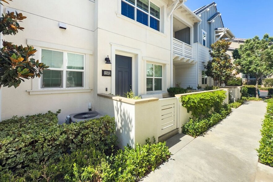 Foto principal - 12162 Starling Ln