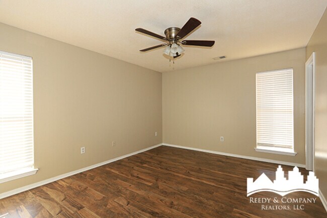 Building Photo - 6318 Magnolia Lakes Dr