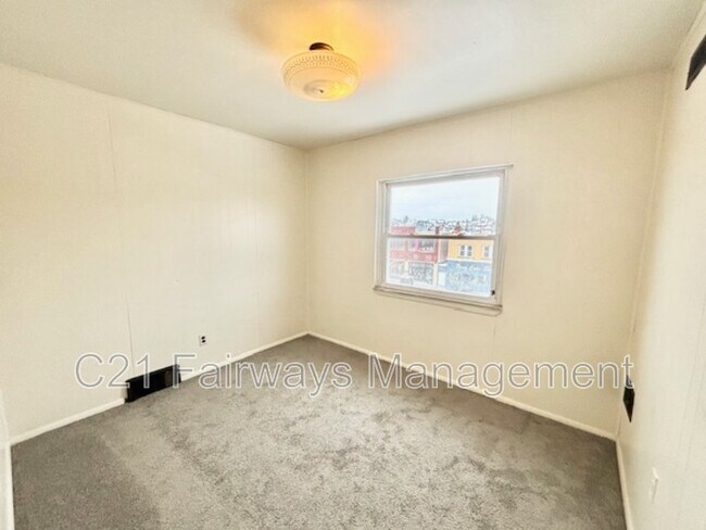 Foto del edificio - 703 Brookline Blvd