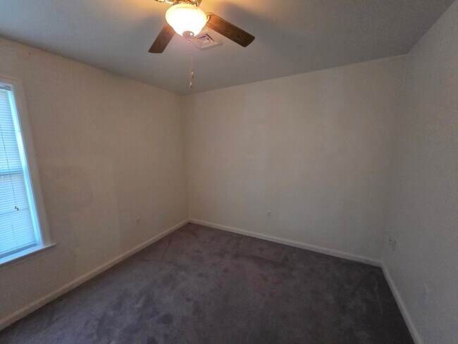 Building Photo - 2828 Buxton Ct