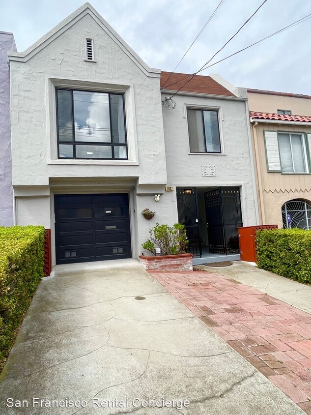Primary Photo - 2 br, 2 bath House - 1907 21st Avenue - Up...