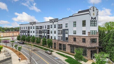 Building Photo - 3630 N Davidson St