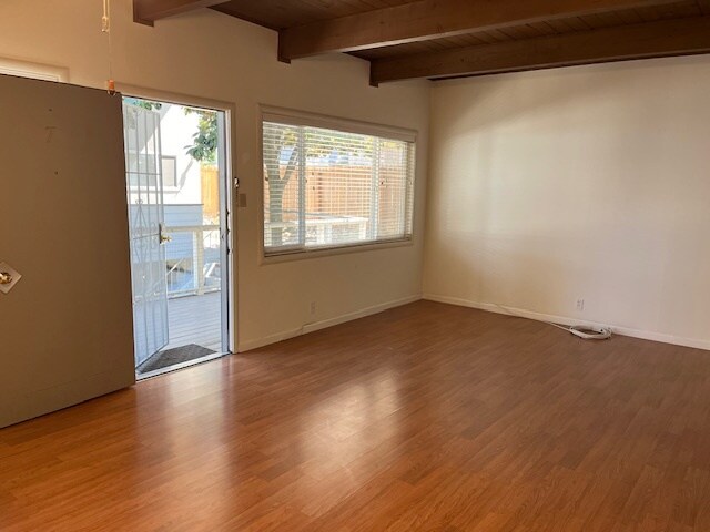 Sala de estar #2 - West End Apartments