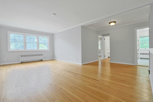 Building Photo - 580 Bedford Rd