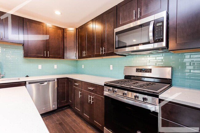 Building Photo - 474 Fulton St