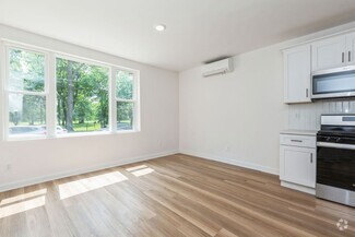 Building Photo - 164 Glenwood Ave