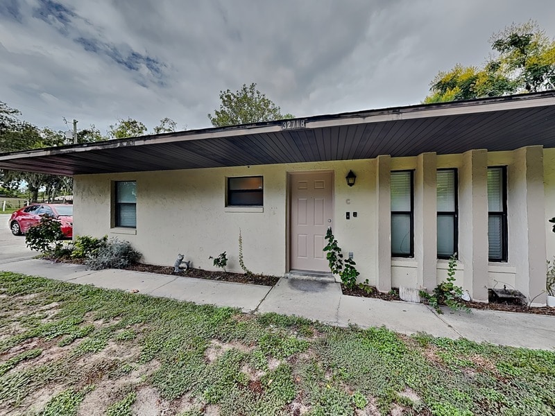Primary Photo - 32718 Blossom Ln