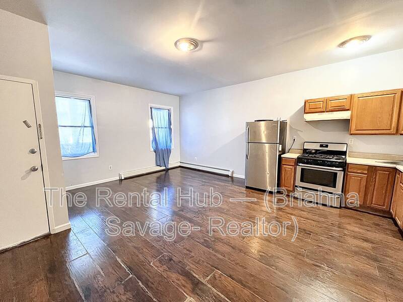 Primary Photo - 38 Orchard St