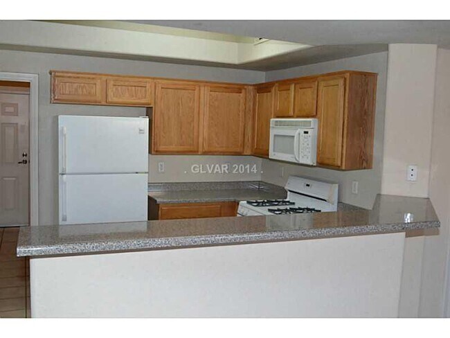 Foto del edificio - Jasmine Ranch Gated Two Bed Condo!!