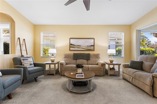 Foto del edificio - 746 Mainsail Pl