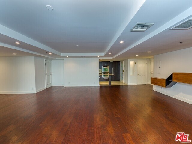 Foto del edificio - 10660 Wilshire Blvd