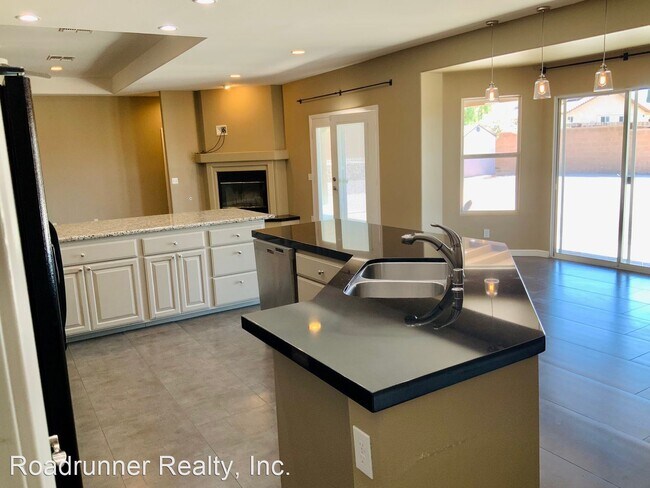 Building Photo - 3 br, 2 bath House - 7312 Chippewa Trail